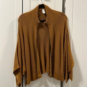 Lululemon sweater/poncho